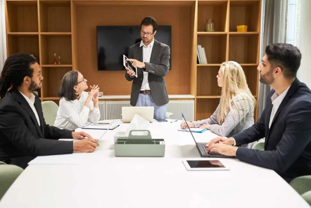 1-The-Importance-of-Consulting_-How-they-can-help-your-business-reach-new-heights