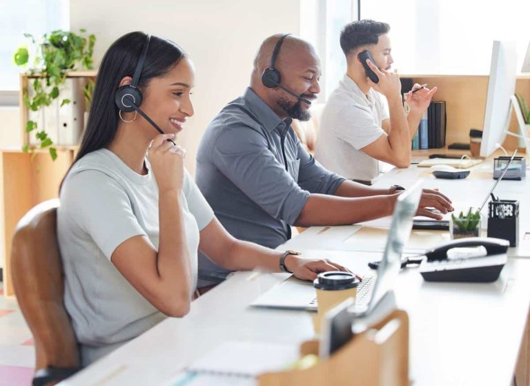 1-call-center-customer-service-support-consultant