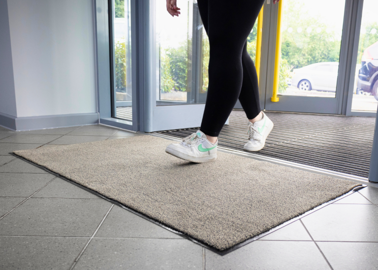 Eco-PlushIndoorDirtTrapMat-Beige2