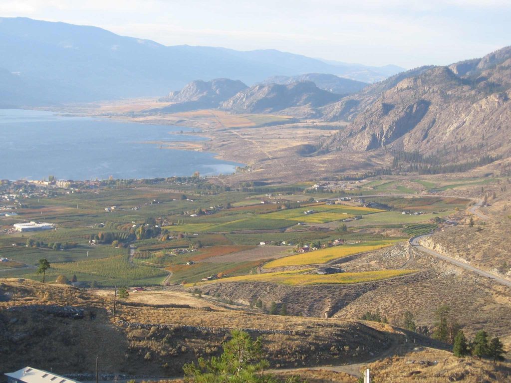 LAS-osoyoos-lake-bench-