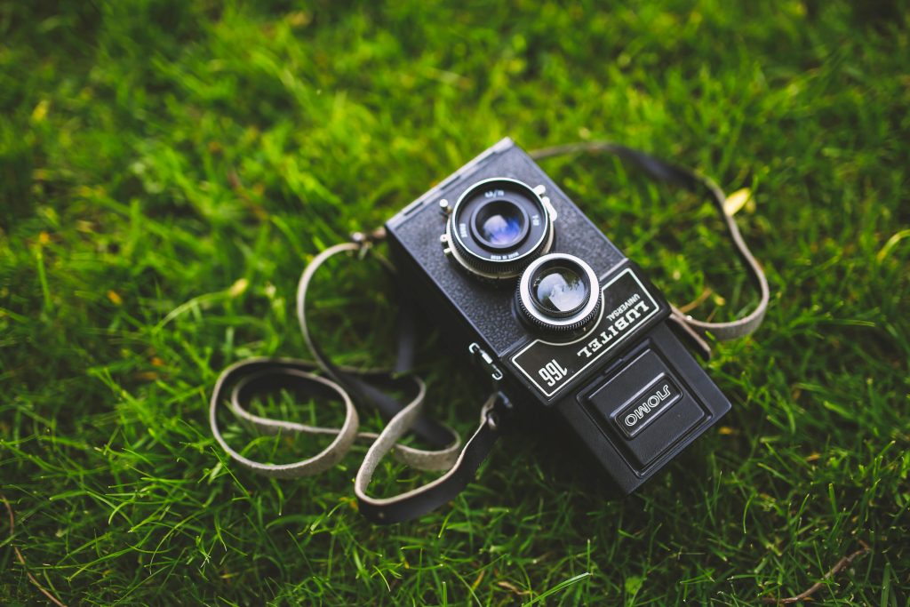 pexels-kaboompics-5832